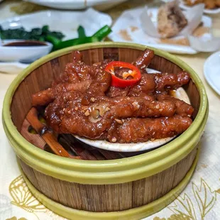 Steamed Chicken Feet