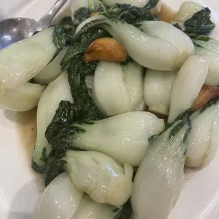 Stir-Fried Baby Bok Choy with Garlic