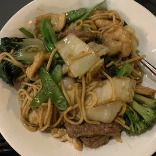 Combination Lo Mein