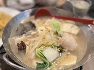 Shang Noodle - Chicago