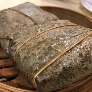 Stuffed Sticky Rice in Lotus Leaf