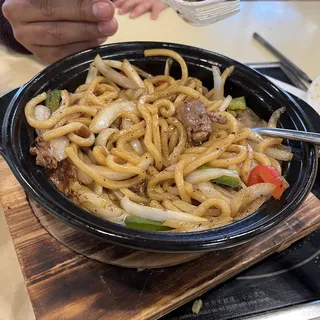 BBQ Duck and Udon Noodle w/ Black Pepper Sauce