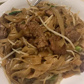 Stir-Fried Beef and Vermicelli in XO Sauce