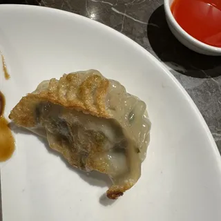 Shrimp Dumpling with Pea Tip