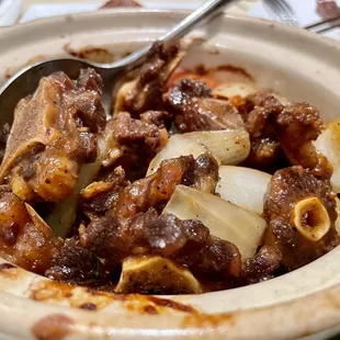 Ox Tail with Honey and Pepper Casserole