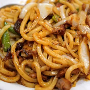 Stir-Fried Udon with BBQ Duck