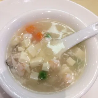 Seafood with Tofu Soup