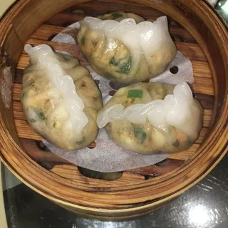 Pork Dumpling with Peanuts