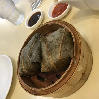 Stuffed Sticky Rice in Lotus Leaf