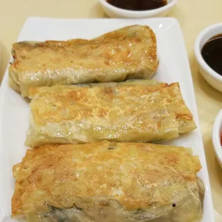 Pan Fried Vegetable Roll