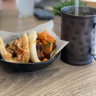 Smoked Pork Belly Bun