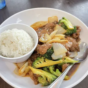 Beef with broccoli
