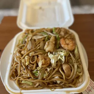 Combo chow mein
