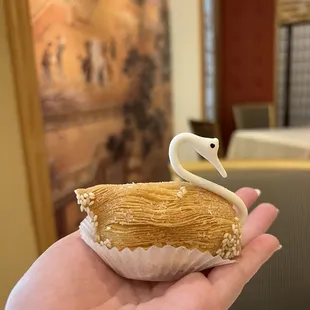 Swannie Durian Pie W