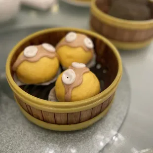 Minion looking egg custards