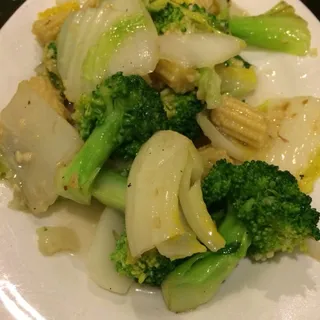 115. Vegetable with Garlic Sauce