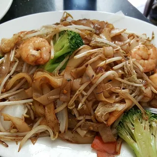 37. Shrimp Chow Fun