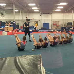 Training at Mini-hops gymnastics!