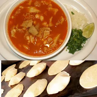 El menudo los fines de semana con tortillas recién hechas !!