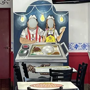 wo people in a restaurant