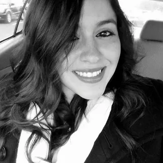 Alejandra V.