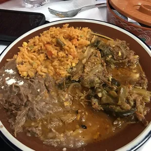 Guisado plate