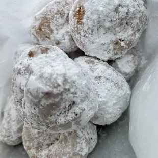 Powdered donuts 1/21/22