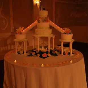 Red velvet wedding cake