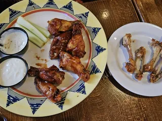 Alonso's Restaurant & Package Goods