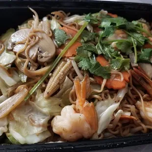 Shrimp Chow Mein!  12.12.22!