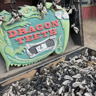 Dragon teeth