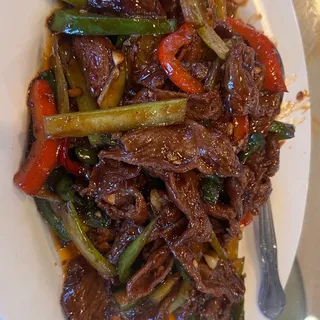 57. Hunan Style Sauteed Beef