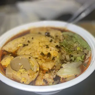 Tofu Chungking Noodles /