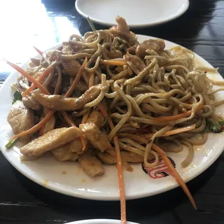 Szechuan Spicy Cold Noodles with Chicken