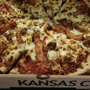 large prime cut pizza