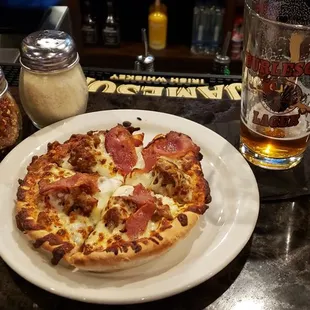 Grilled Veggie Mini Pizza