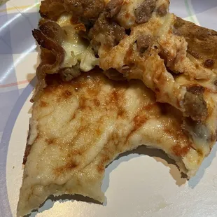 This was ordered with extra sauce. Ridiculous small amount of sauce on the pizzas