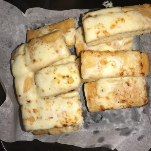 I enjoy minskys pizza, but I got  cheese sticks &amp; paid $3 extra cheese this is what I get. it looks like a regular order of cheese sticks !