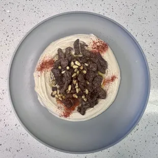 Hummus with Meat