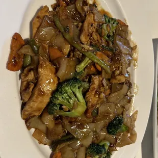 Pad See Ew with chicken