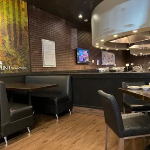sushi and sashimi, interior