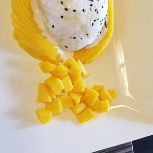 Mangoes sticky rice