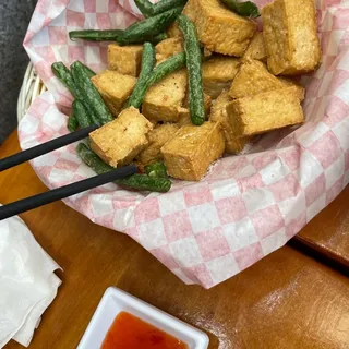 Salt & Pepper Tofu w/String Beans