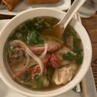 Wonton Soup with BBQ Pork