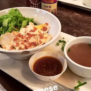 Seasoned Noodles & Chicken