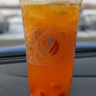 Peach tea with rainbow jelly