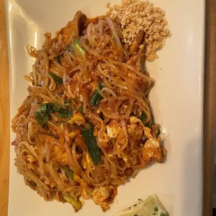 Tofu Pad Thai Lunch