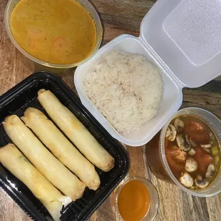 Yellow Curry Dinner Cream Cheese Rolls Tom Yum Shrimp Soup