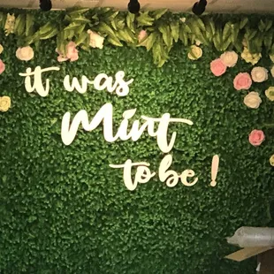 Selfie wall