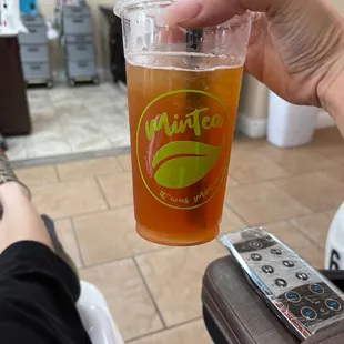 Wtf .!!! Tropical iced tea 5.75$ ???  It&apos;s Nothing inside ....